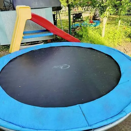 2 Schlafenzimmer 5 Betten Duisburgo